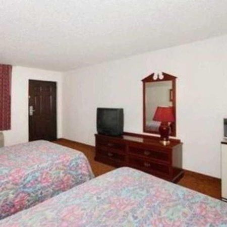 Econo Lodge At Nasa Webster Rom bilde